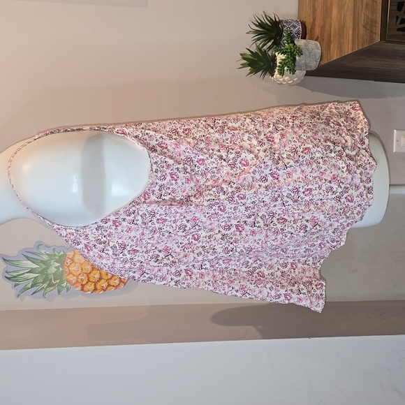 Torrid - Sophie Challis Lattice Cami in Monochromatic Boho Dew & Pink Floral - Picture 4 of 14